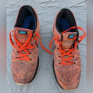 Nike Lunar Flyknit
